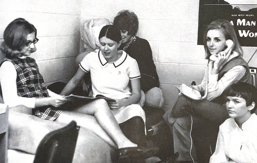 Kappa Delta members hang out in a dorm room in 1970.