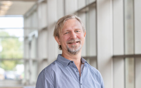 Kenneth Roberts headshot