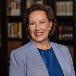 Photograph of Suzanne Thompson 