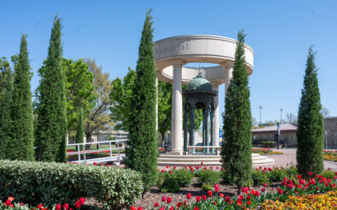 University of Tulsa campus, Bayless Plaza