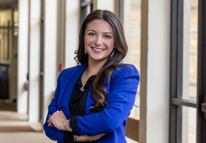 Integrative healthcare student focused on Indigenous health access