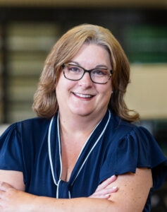 Christina Carter headshot