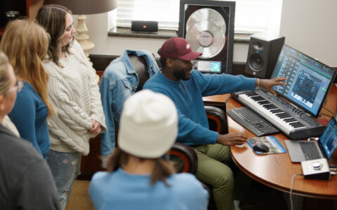 Students learn music production from Corey Taylor
